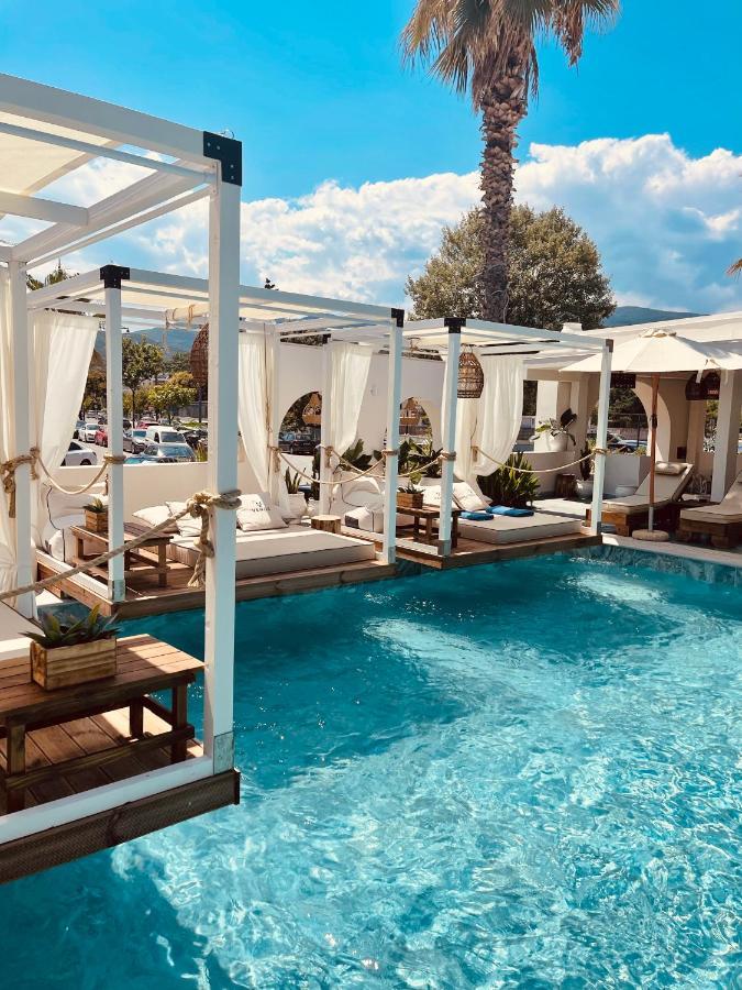 Hotel Afrodite Néoi Póroi Luaran gambar