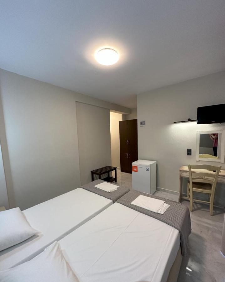 Hotel Afrodite Néoi Póroi Luaran gambar