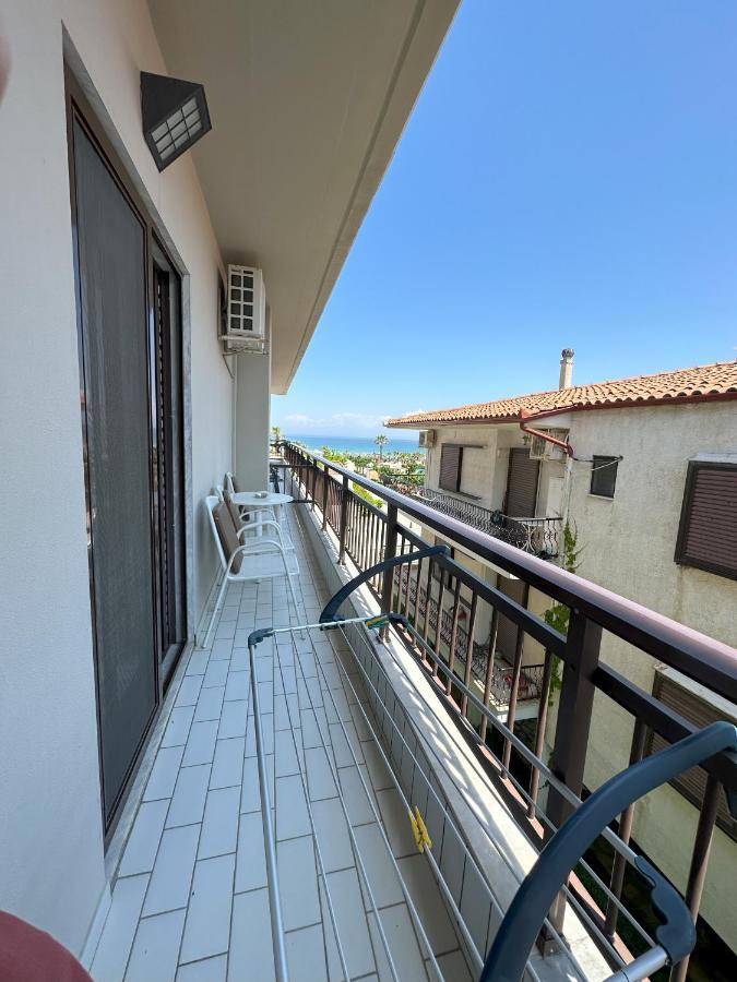 Hotel Afrodite Néoi Póroi Luaran gambar