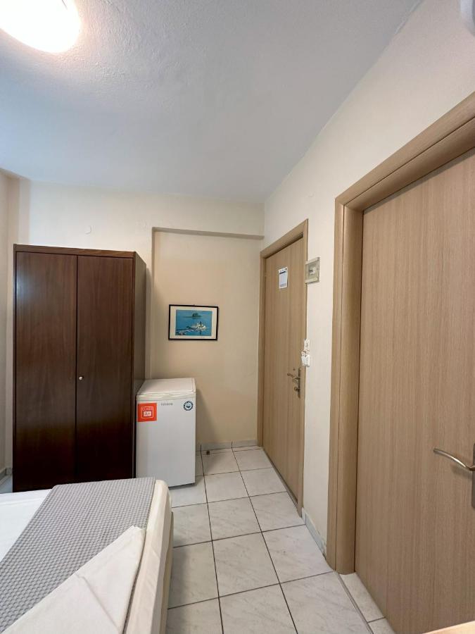 Hotel Afrodite Néoi Póroi Luaran gambar