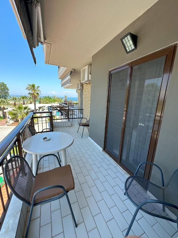 Hotel Afrodite Néoi Póroi Luaran gambar