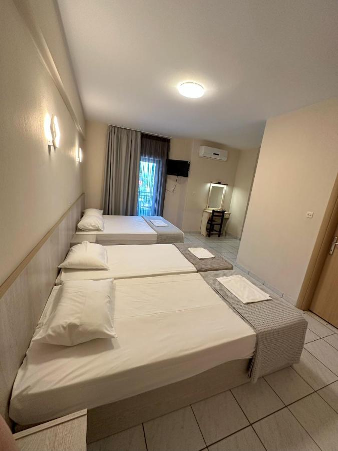 Hotel Afrodite Néoi Póroi Luaran gambar