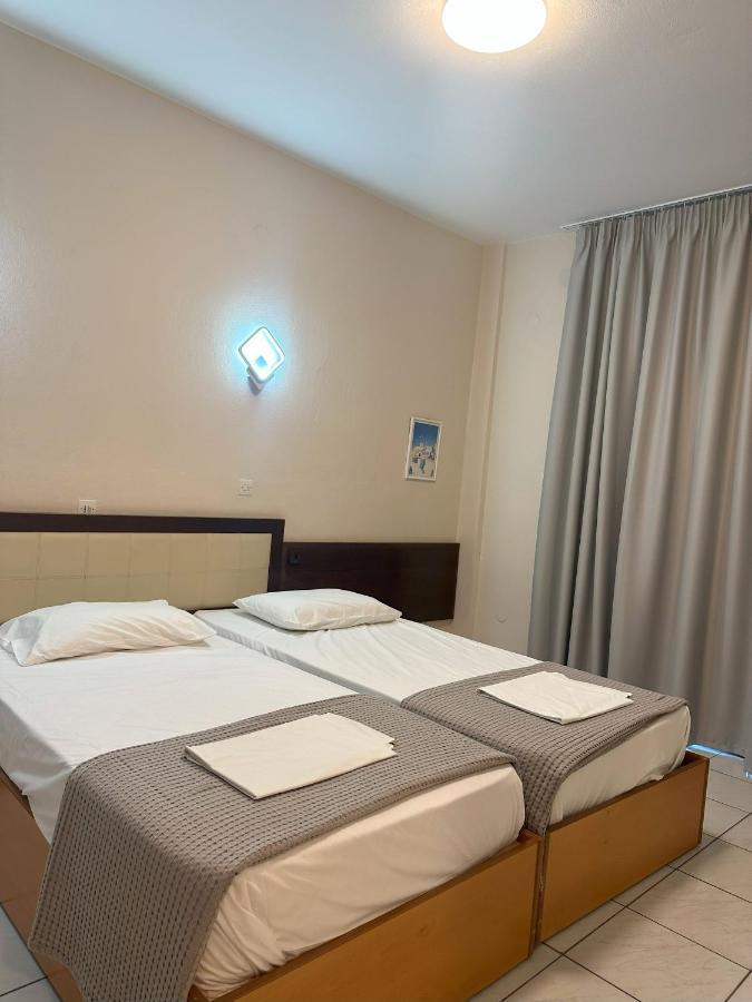 Hotel Afrodite Néoi Póroi Luaran gambar