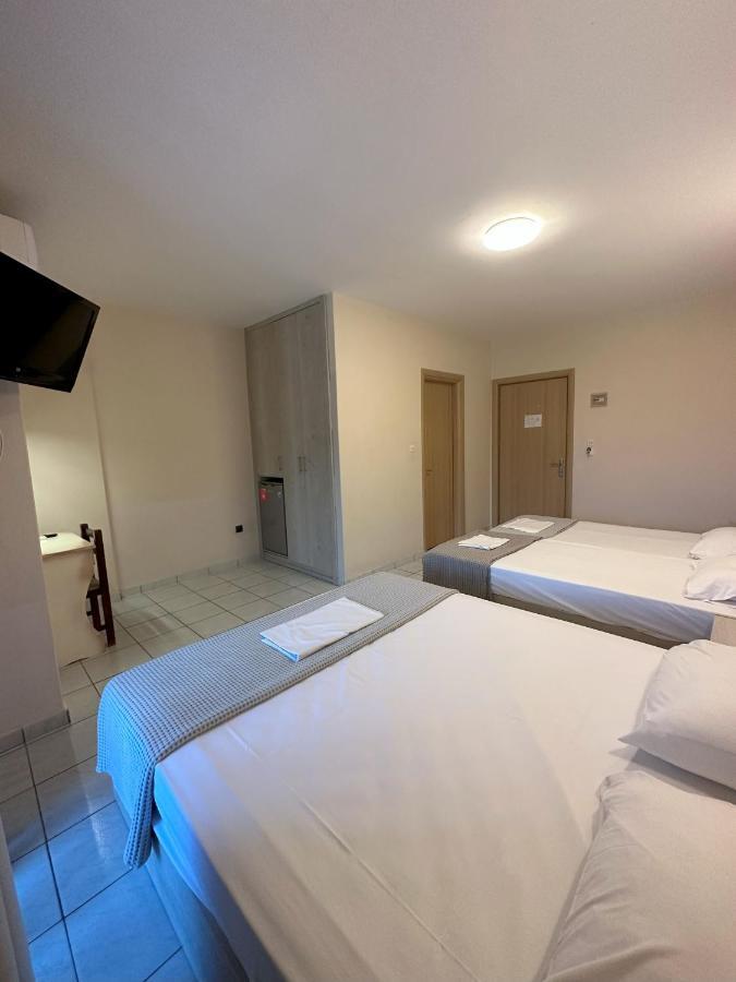 Hotel Afrodite Néoi Póroi Luaran gambar