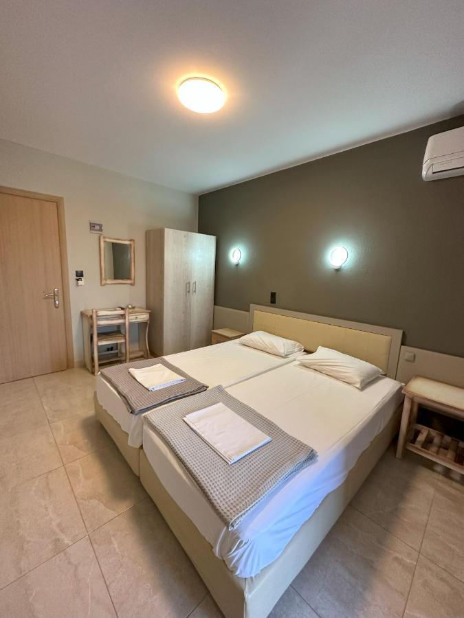 Hotel Afrodite Néoi Póroi Luaran gambar
