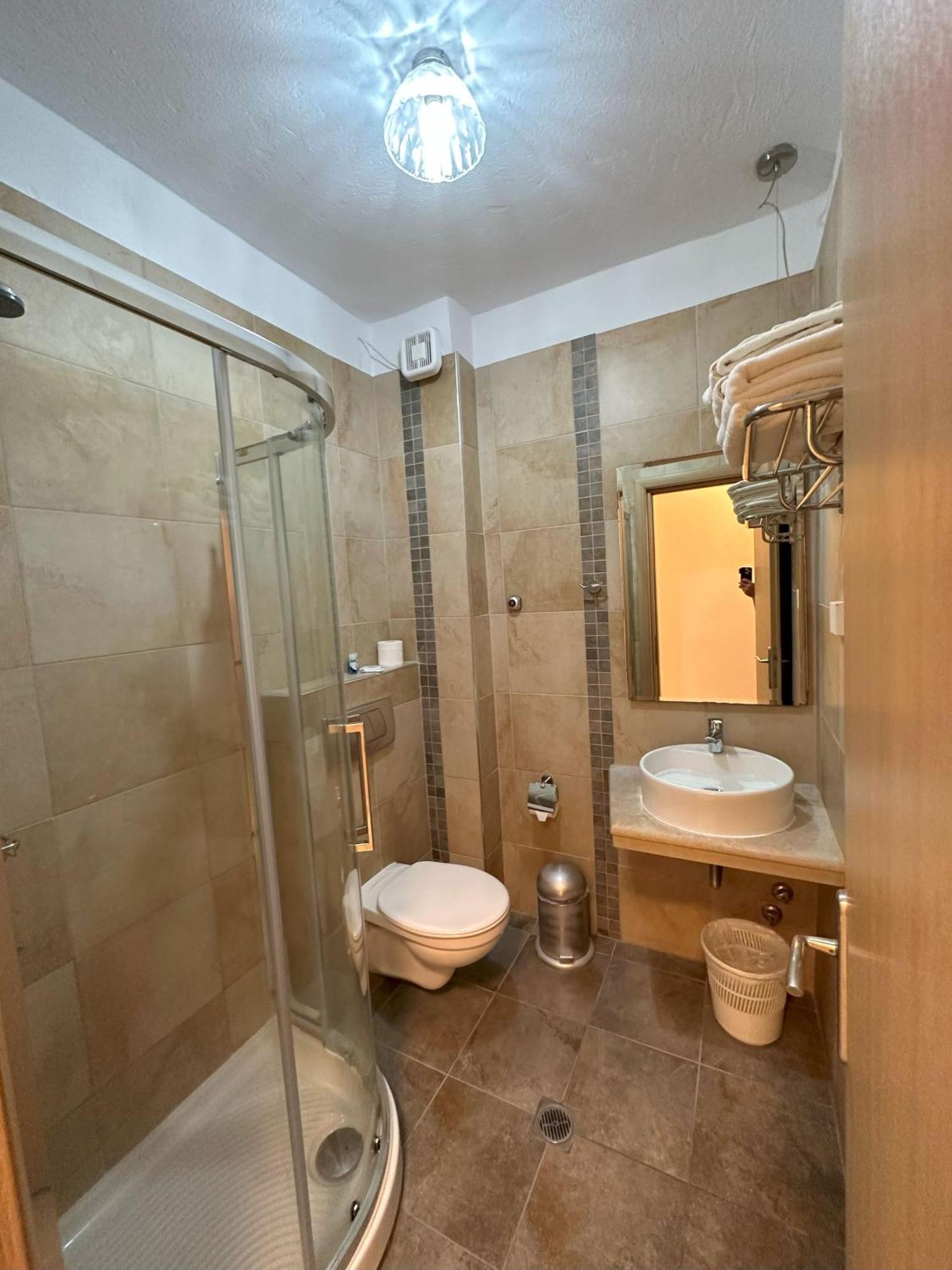 Hotel Afrodite Néoi Póroi Luaran gambar